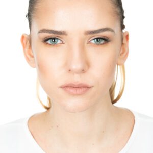 עדשות מגע שנתיות דגם הידרוקור TOPAZ - בצבע תכלת [ירקרק] ללא תיחום עם מספר